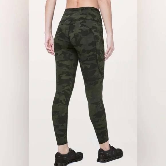 NWT Lululemon Fast & Free 7/8 Tight II *Nulux 25" size 6 - Picture 3 of 5